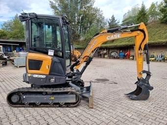 Case CX 25